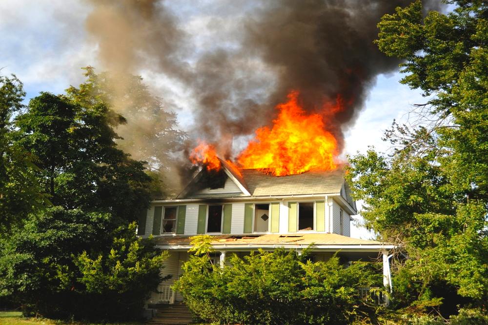 House-on-fire-8-Tips-to-Get-the-Most-Money-for-Your-House-Fire-Claim